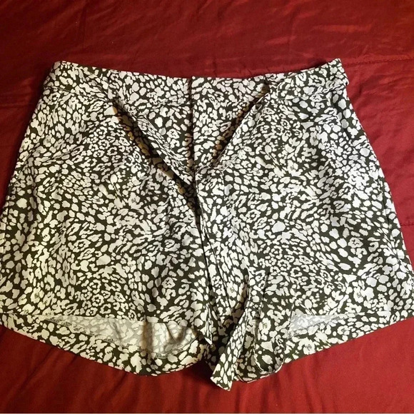 J. Crew shirt for women. Size 6. New - Picture 5 of 9